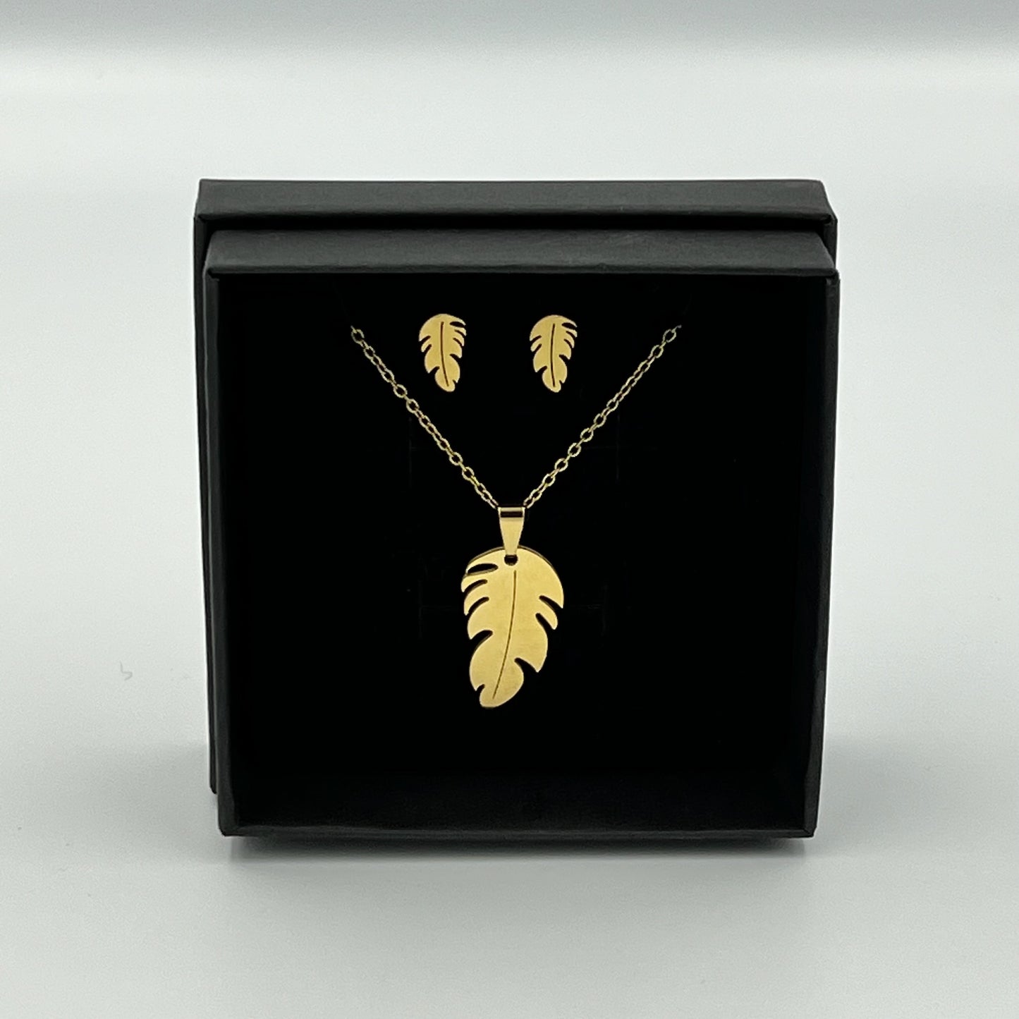 Silver or Gold Feather Necklace & Earring Set