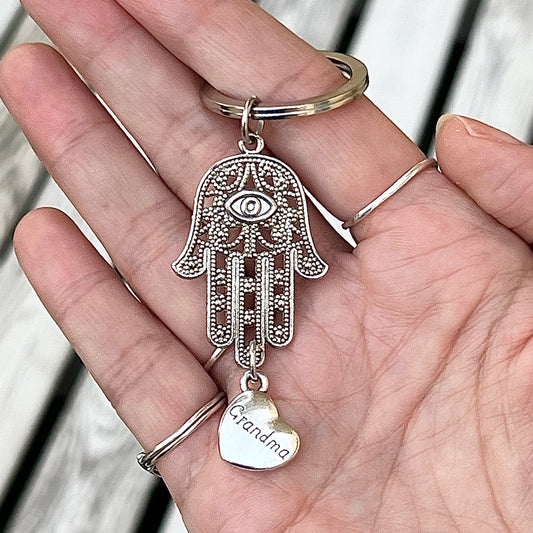Hand of Fatima Keyring with Grandma Heart